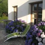 Villa Stylish With Large Pool And Stunning Views *