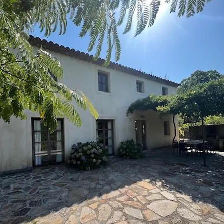 Stylish With Large Pool And Stunning Views Villa Olargues