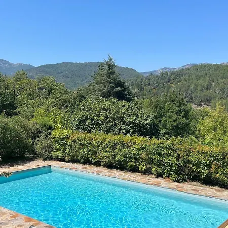 Stylish With Large Pool And Stunning Views Villa *