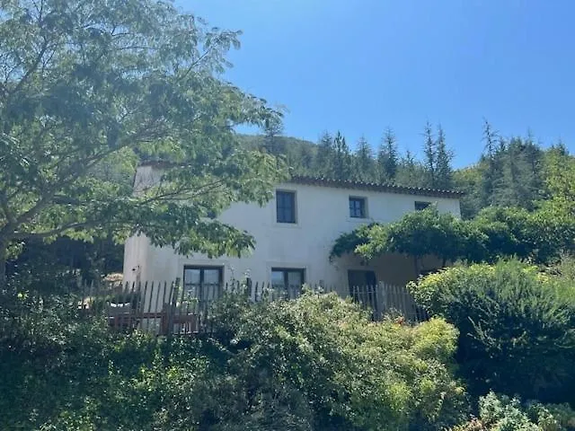 Stylish With Large Pool And Stunning Views *