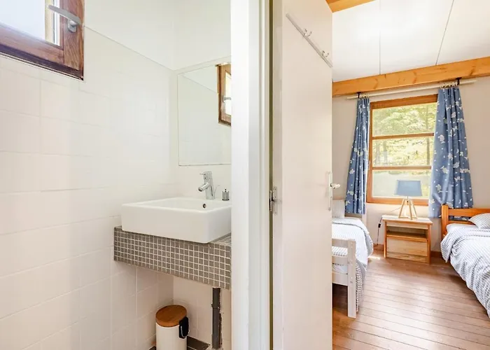 Stylish With Large Pool And Stunning Views 빌라 오라르그